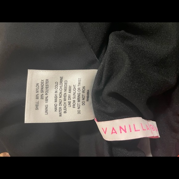 Women’s Black One Piece Vanilla Beach Swimsuit - Picture 6 of 6